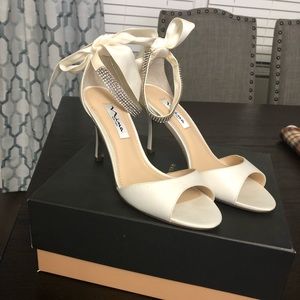Bridal shoes